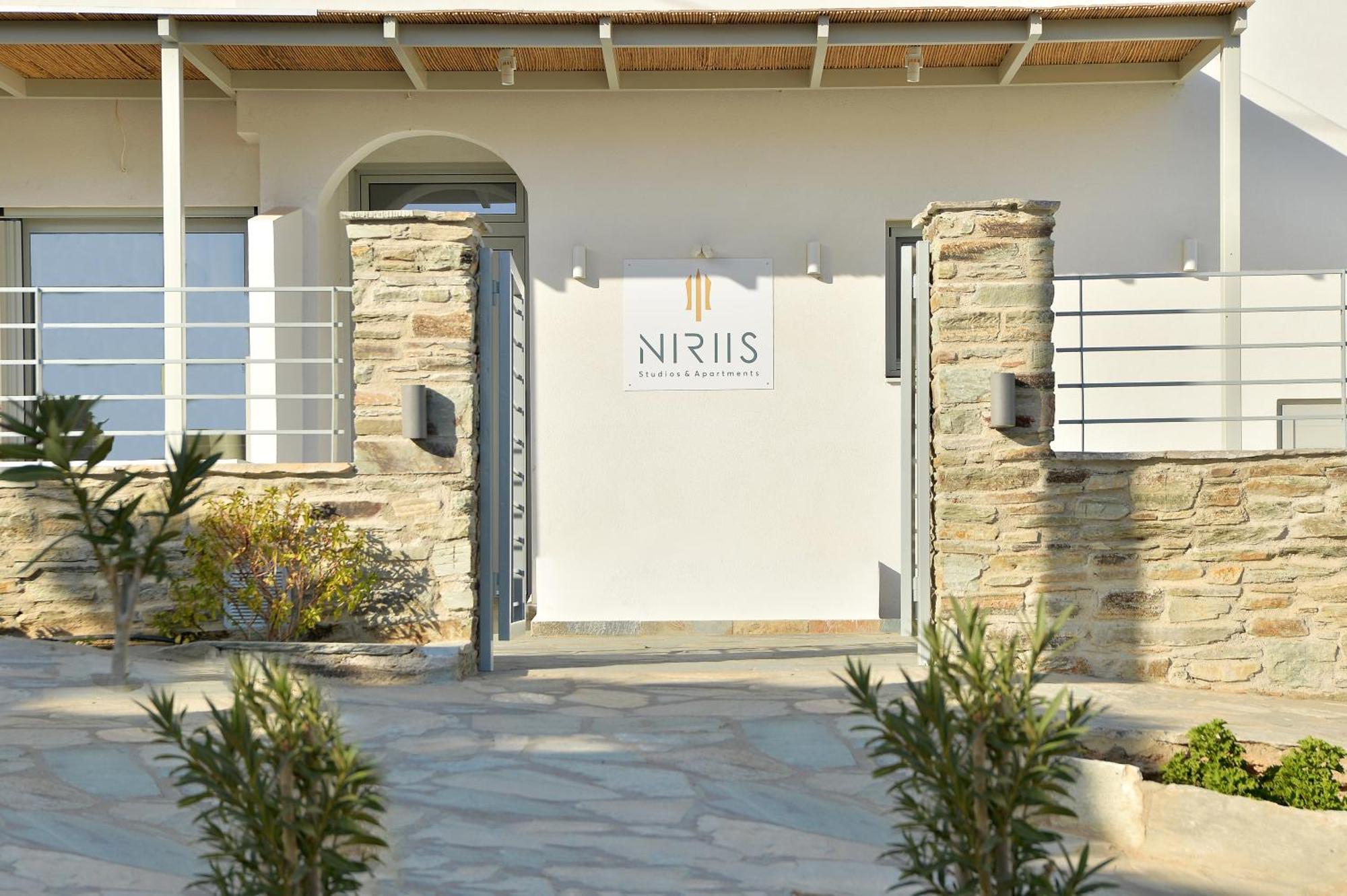Niriis Sea View Studio Melite Batsi 바트시 외부 사진